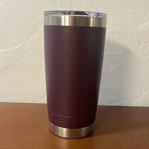 YETI RAMBLER 20 OZ TUMBLER WITH MAGSLIDER LID